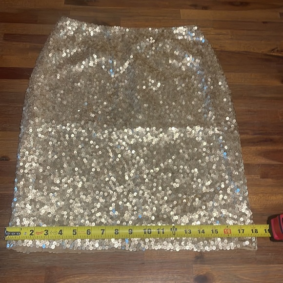 EUC Shelli‎ Segal Gold sequin pencil skirt - size 6 - Picture 5 of 11